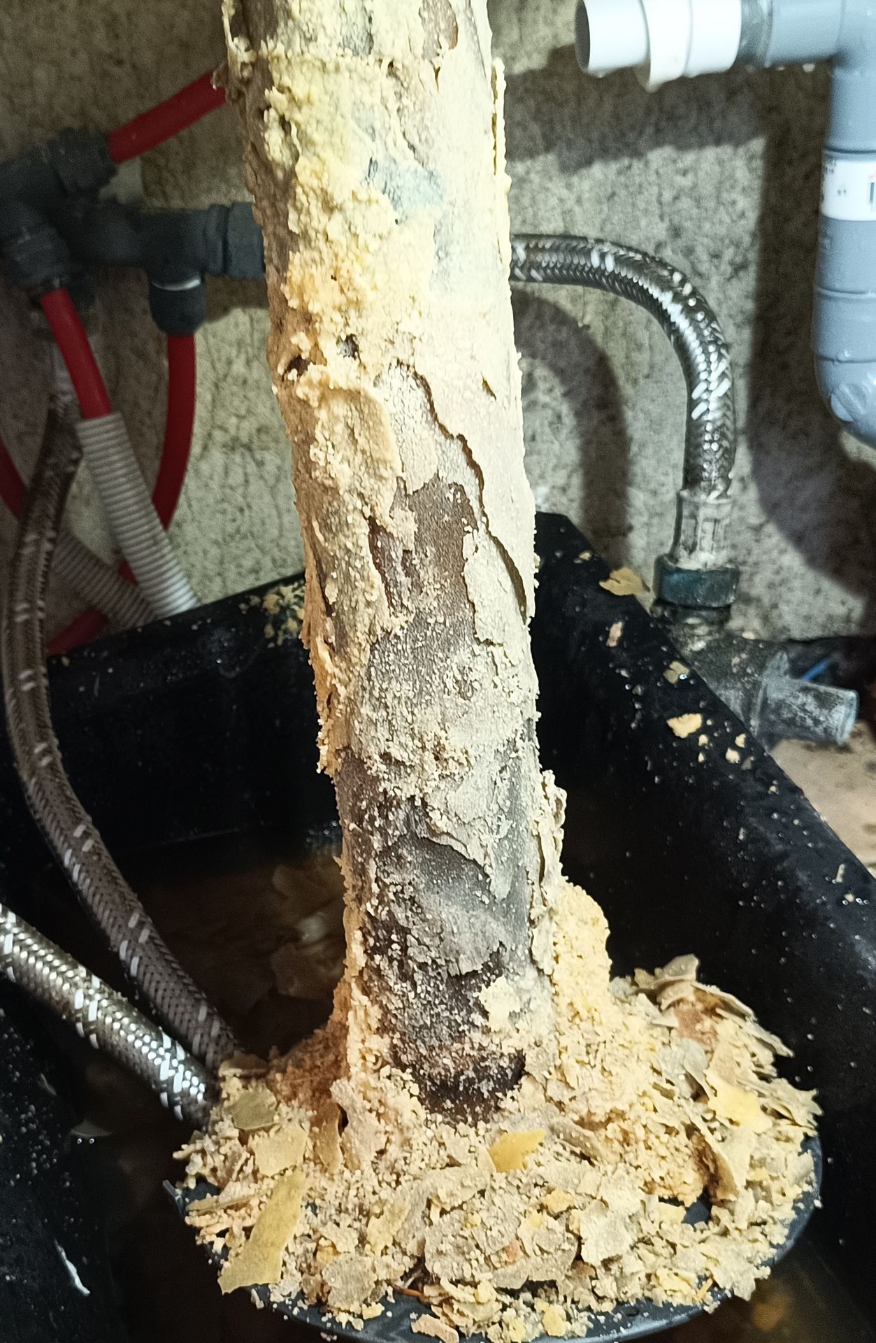 Calcaire dans un chauffe-eau Calcaire dans un chauffe-eau